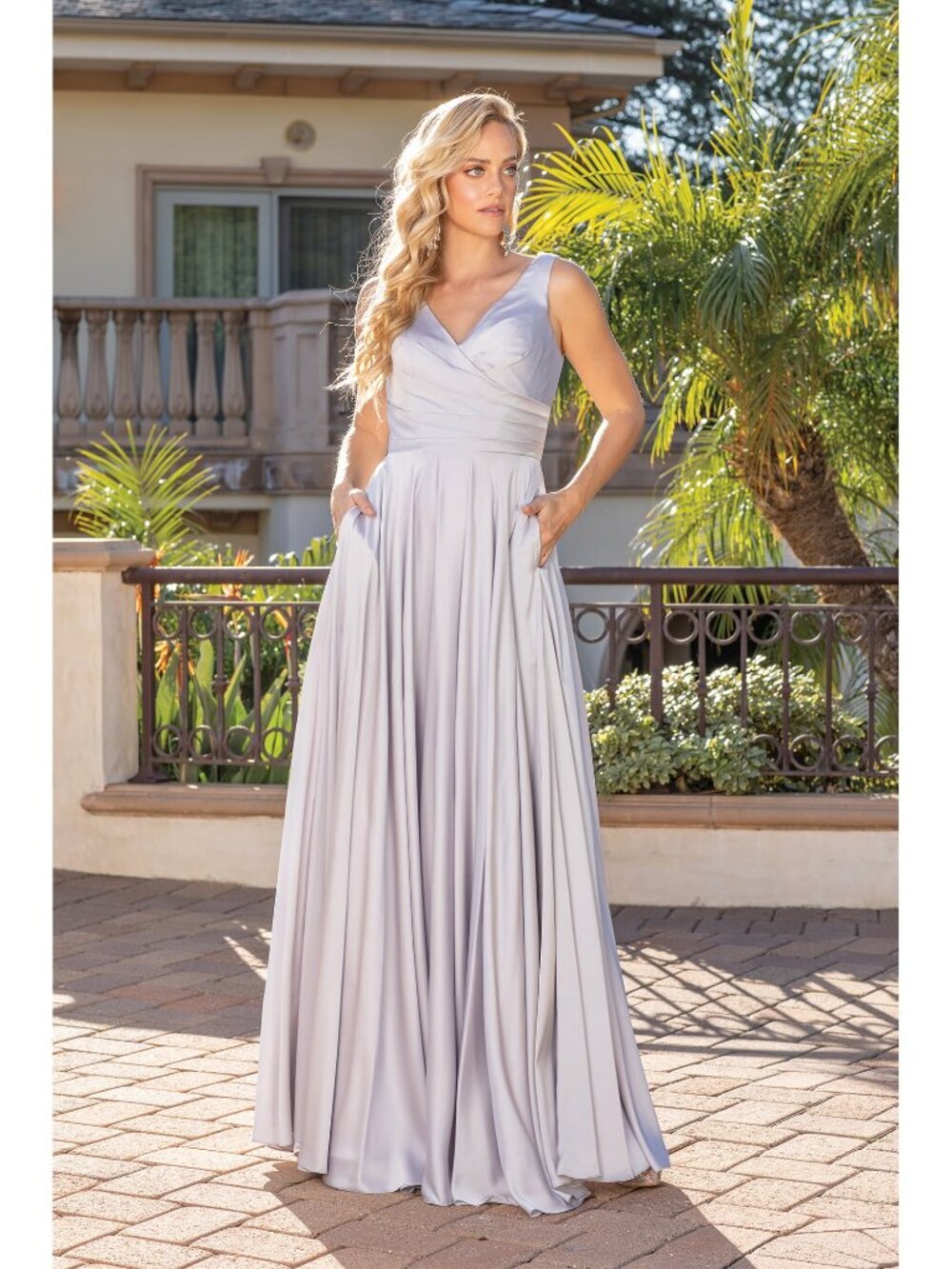 NEW SILVER Evening Gown Floor Length Formal Elegant Stunning 4262
